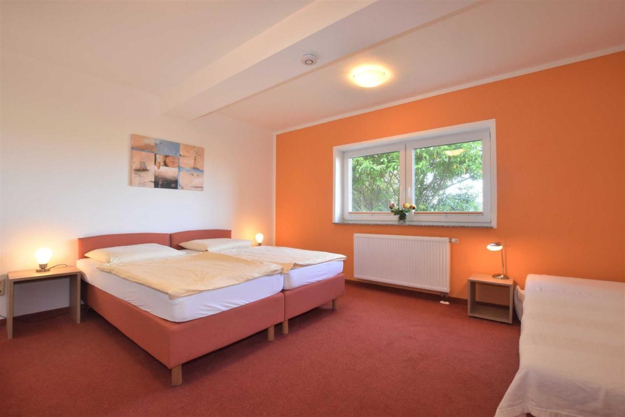 Ferienwohnungen Kleckerburg Mit Me Kagsdorf Exterior photo
